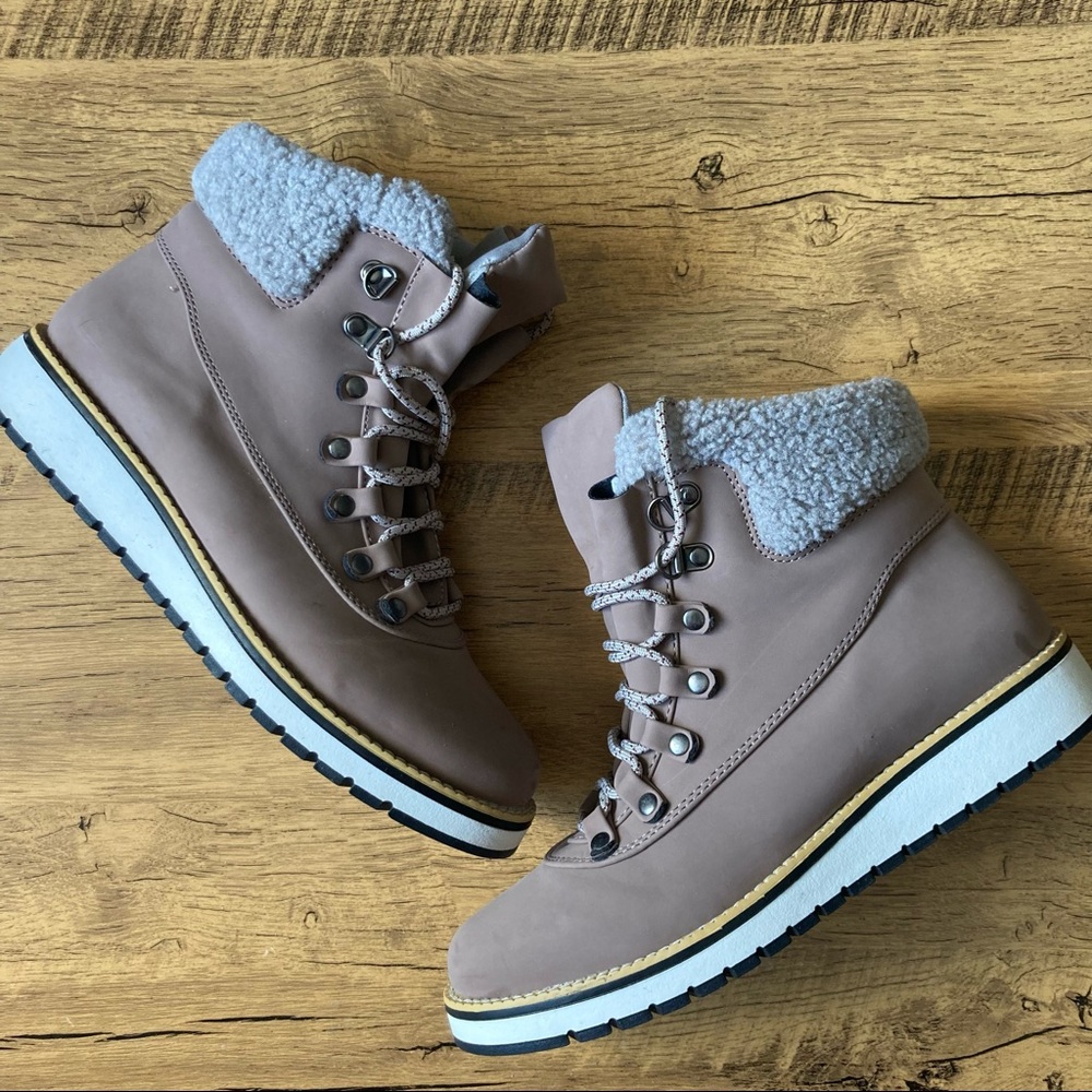 Aspen Nomad Waterproof Lace Up Winter Snow Boots